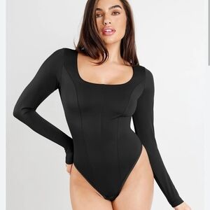 Popilush Black Long Sleeve Bodysuit